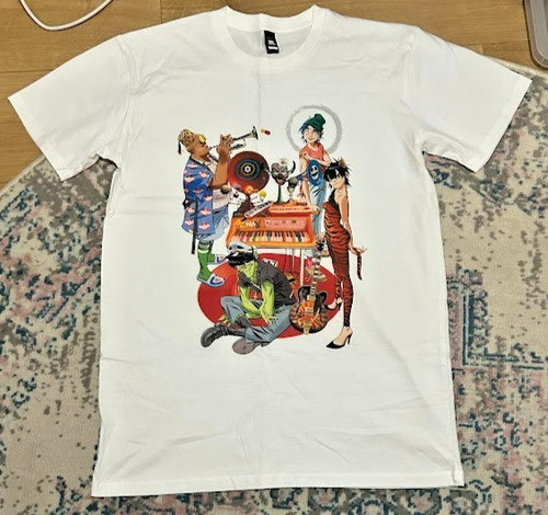 Rare official gorillaz white - rare,